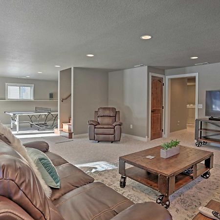 Lead Family Home With Hot Tub, 2 Mi To Deer Mountain Luaran gambar
