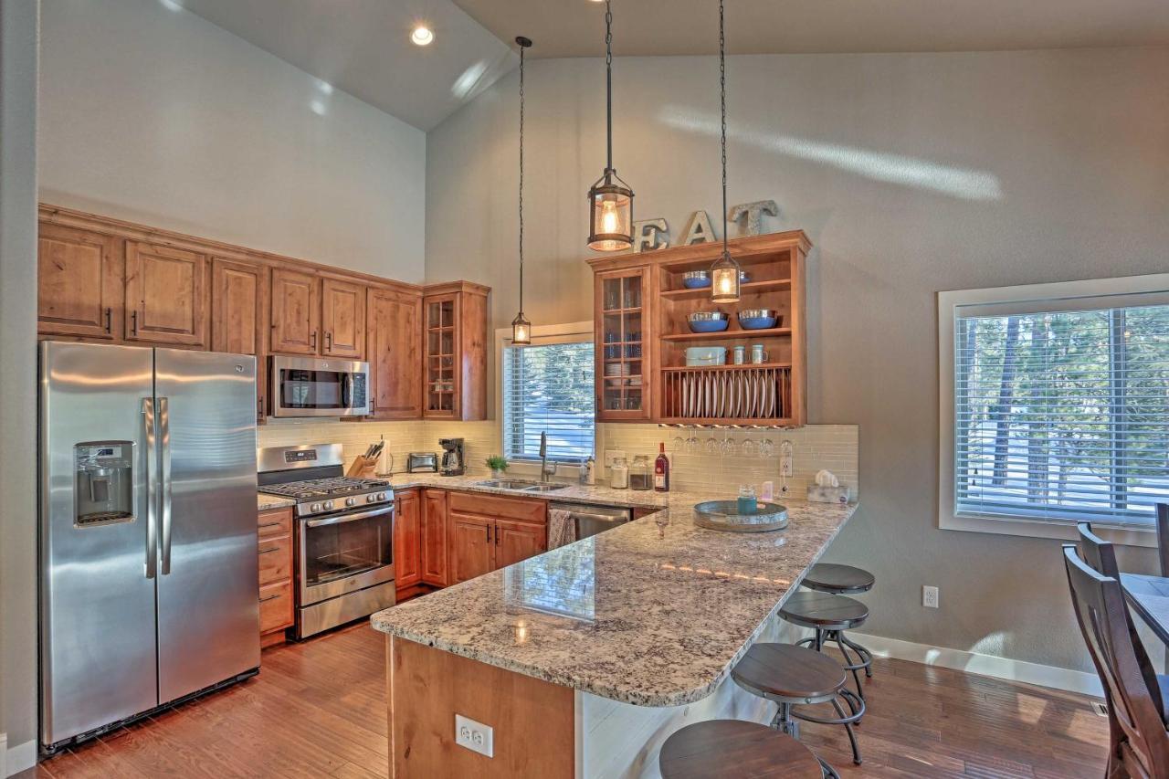 Lead Family Home With Hot Tub, 2 Mi To Deer Mountain Luaran gambar
