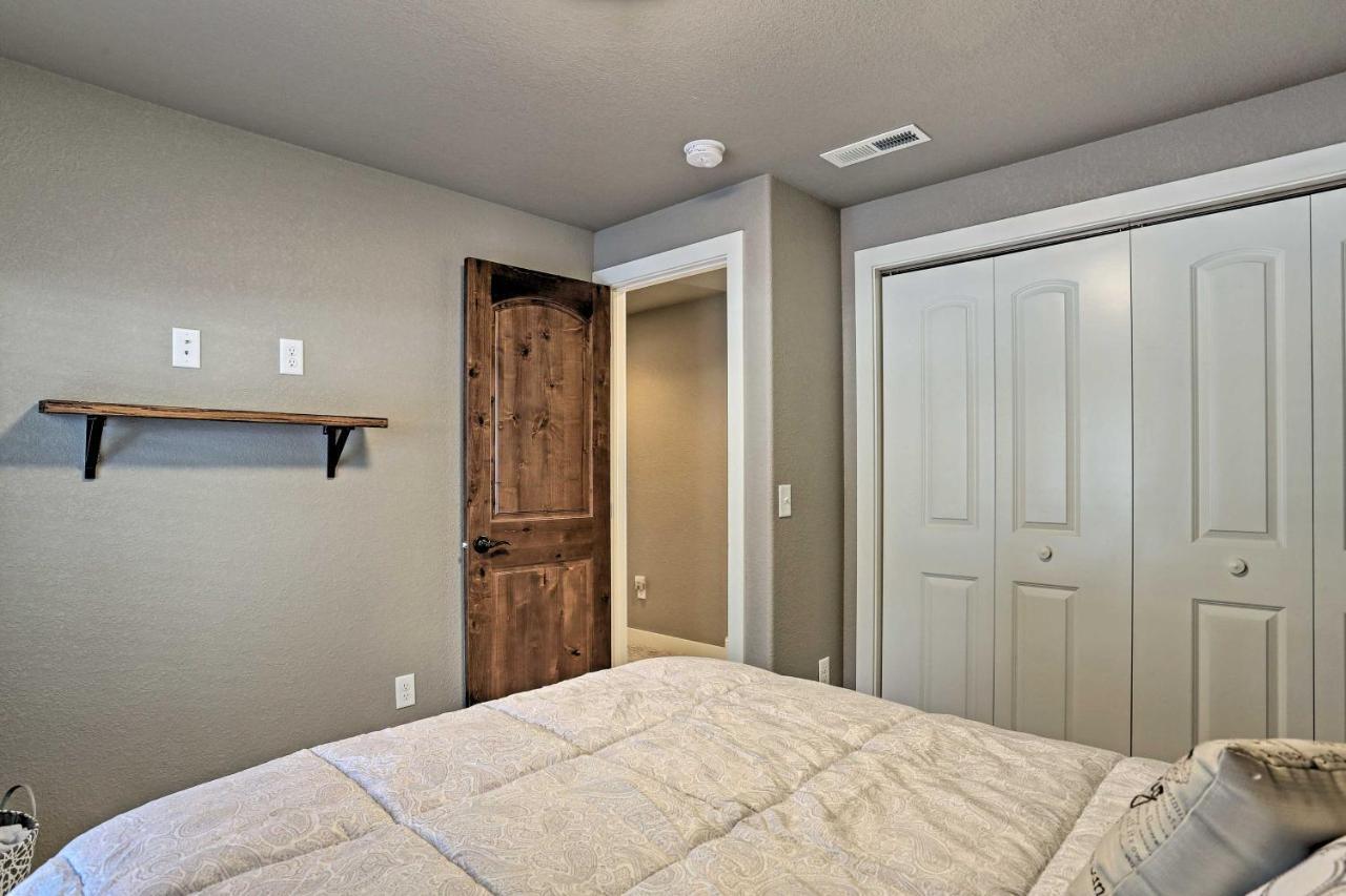Lead Family Home With Hot Tub, 2 Mi To Deer Mountain Luaran gambar