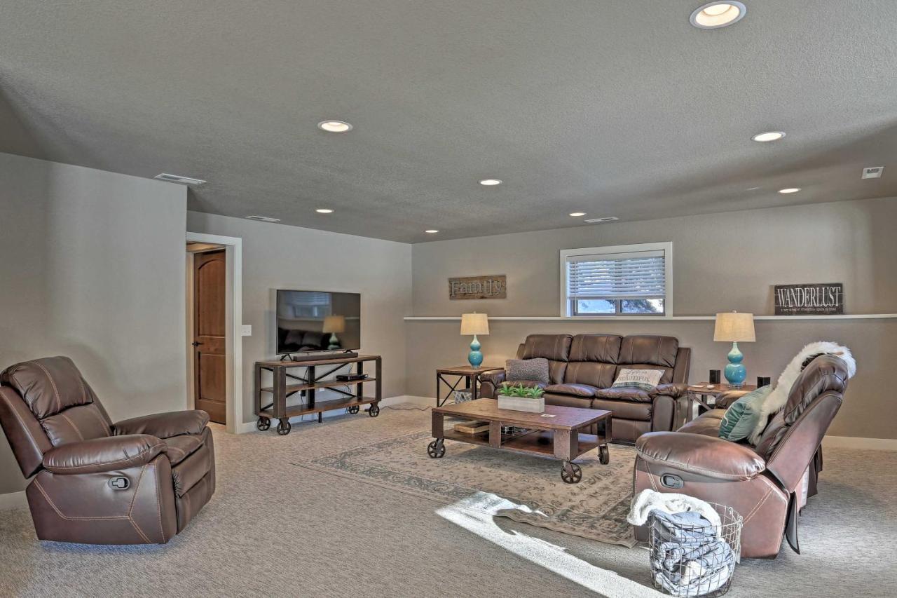 Lead Family Home With Hot Tub, 2 Mi To Deer Mountain Luaran gambar